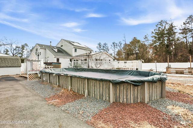 592 Ollie Burke Road, Jackson, NJ 08527