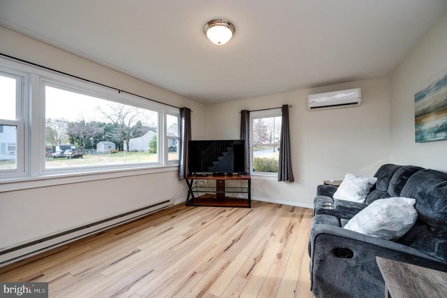 2109 CULLUM DR, Reading, PA 19601