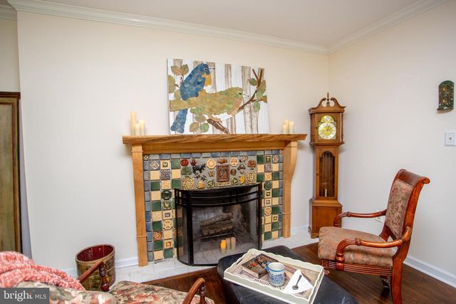 15 DOGWOOD LN, Doylestown, PA 18901
