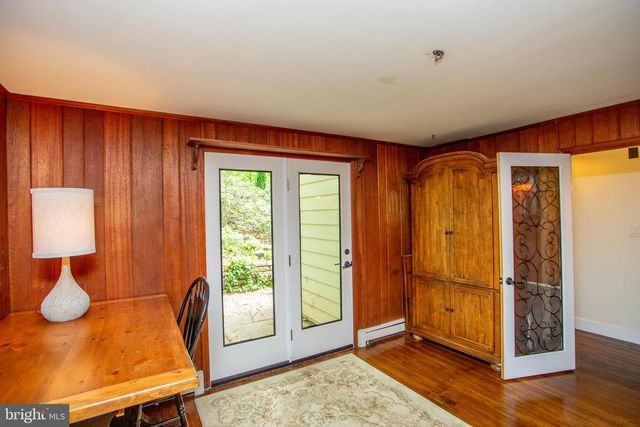 15 DOGWOOD LN, Doylestown, PA 18901