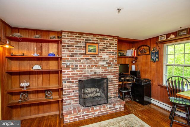 15 DOGWOOD LN, Doylestown, PA 18901