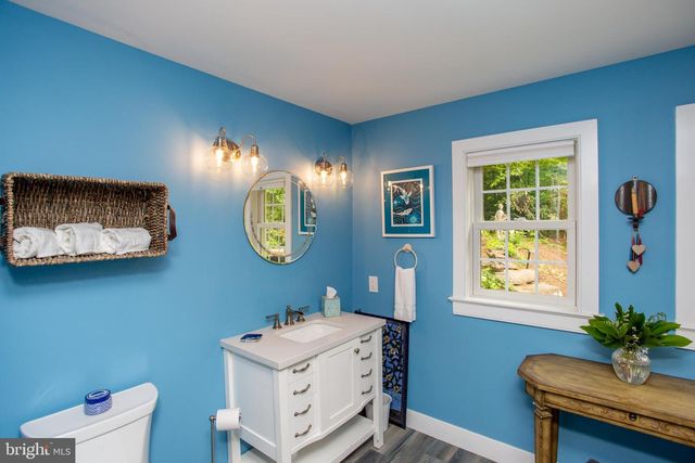 15 DOGWOOD LN, Doylestown, PA 18901