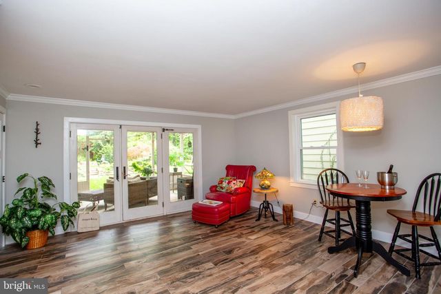 15 DOGWOOD LN, Doylestown, PA 18901
