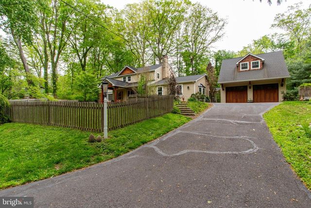 15 DOGWOOD LN, Doylestown, PA 18901