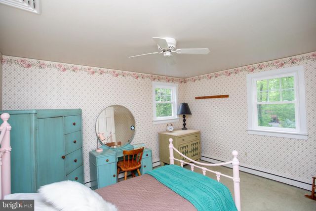 15 DOGWOOD LN, Doylestown, PA 18901