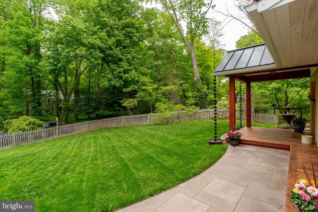 15 DOGWOOD LN, Doylestown, PA 18901