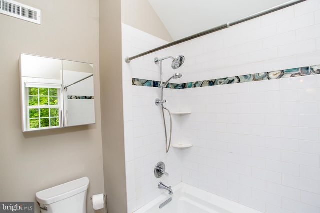 15 DOGWOOD LN, Doylestown, PA 18901