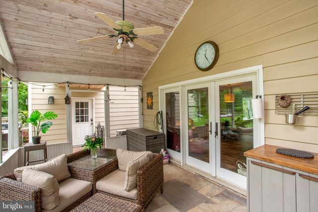15 DOGWOOD LN, Doylestown, PA 18901