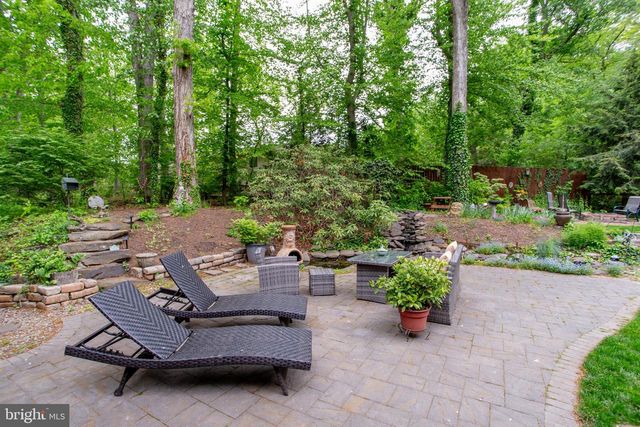 15 DOGWOOD LN, Doylestown, PA 18901