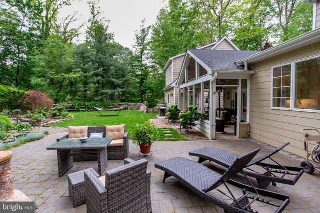 15 DOGWOOD LN, Doylestown, PA 18901