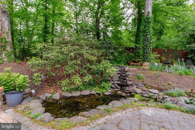 15 DOGWOOD LN, Doylestown, PA 18901