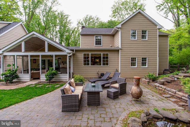 15 DOGWOOD LN, Doylestown, PA 18901