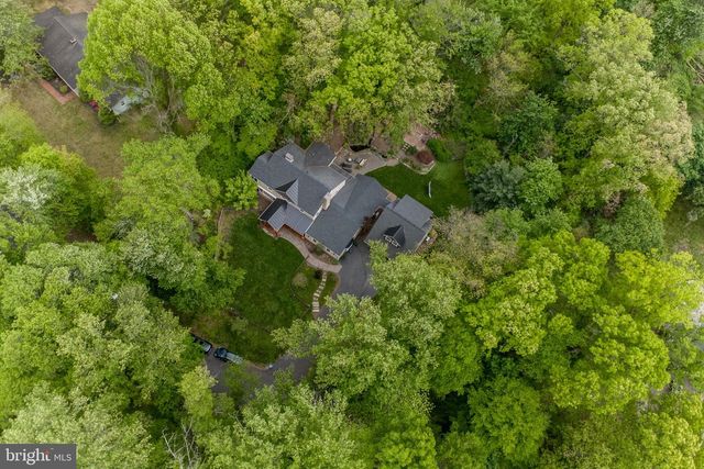 15 DOGWOOD LN, Doylestown, PA 18901
