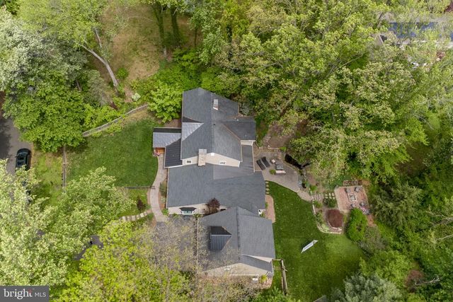 15 DOGWOOD LN, Doylestown, PA 18901