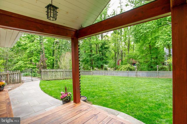 15 DOGWOOD LN, Doylestown, PA 18901