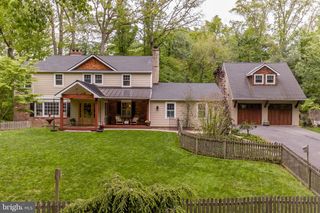15 DOGWOOD LN, Doylestown, PA 18901