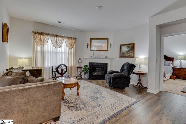 305 Bonifay Drive, Fountain Inn, SC 29644