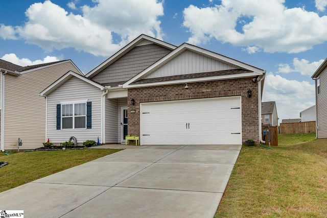 305 Bonifay Drive, Fountain Inn, SC 29644