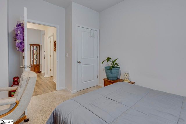 305 Bonifay Drive, Fountain Inn, SC 29644
