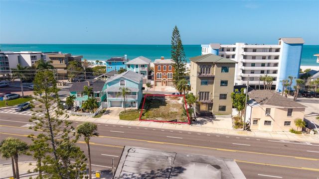 13304 GULF BOULEVARD, Madeira Beach, FL 33708
