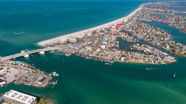 13304 GULF BOULEVARD, Madeira Beach, FL 33708
