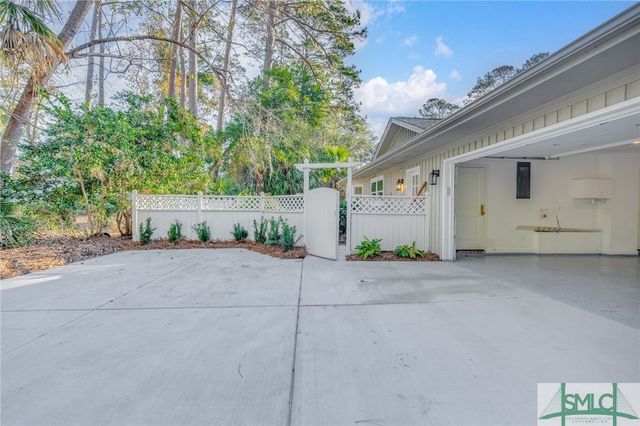 1 Christie Lane, Savannah, GA 31411