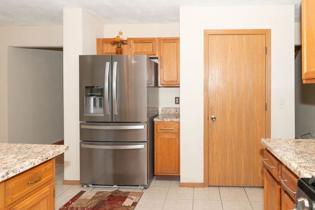 3842 Dunbury Lane, Rockford, IL 61101