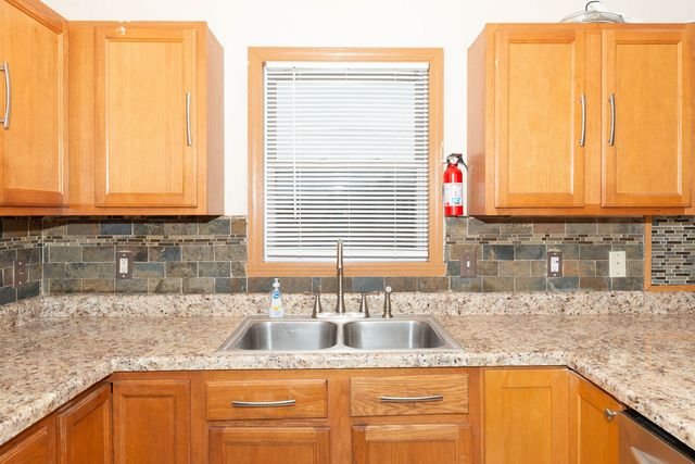 3842 Dunbury Lane, Rockford, IL 61101