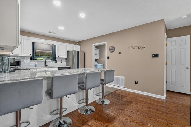 126 Southview Cir Circle, Hot Springs, AR 71913