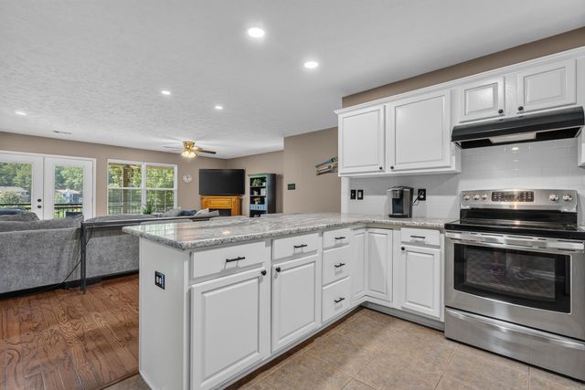 126 Southview Cir Circle, Hot Springs, AR 71913