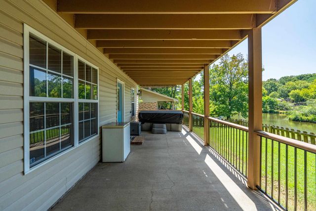 126 Southview Cir Circle, Hot Springs, AR 71913