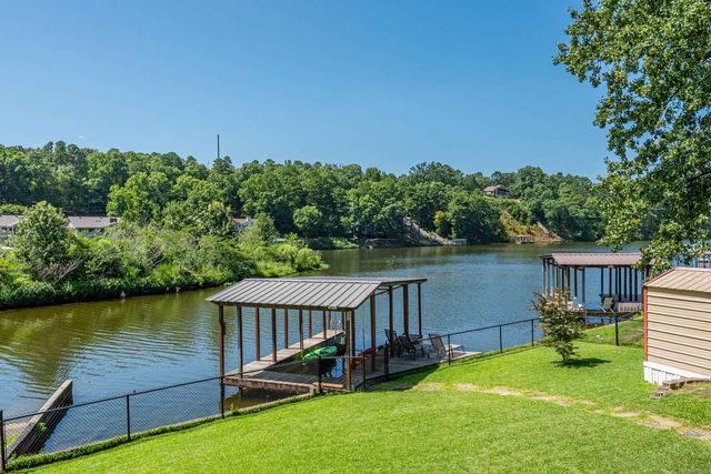 126 Southview Cir Circle, Hot Springs, AR 71913