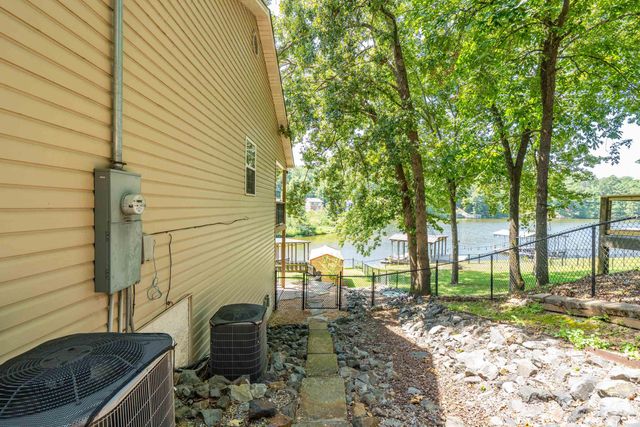 126 Southview Cir Circle, Hot Springs, AR 71913