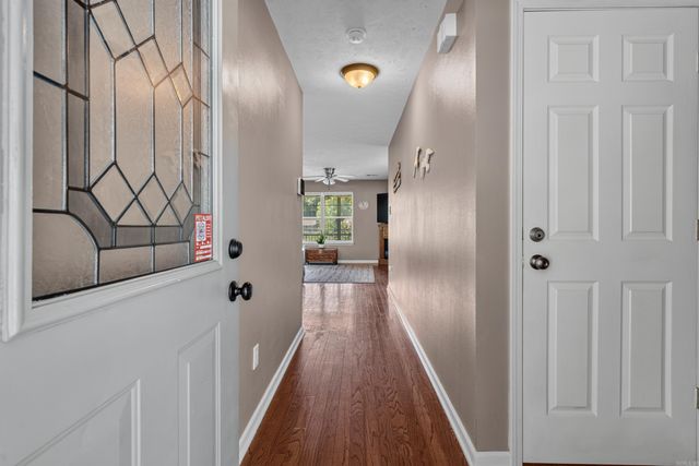 126 Southview Cir Circle, Hot Springs, AR 71913