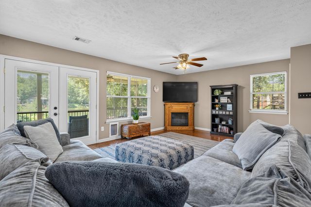 126 Southview Cir Circle, Hot Springs, AR 71913
