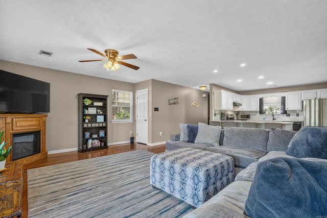 126 Southview Cir Circle, Hot Springs, AR 71913