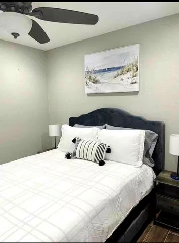 3103 Monroe St, Nederland, TX 77627