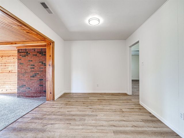 3402 Oakhurst Drive, Oklahoma City, OK 73110