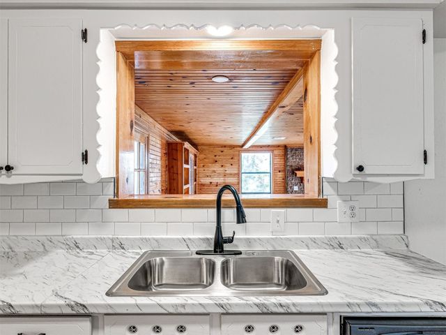 3402 Oakhurst Drive, Oklahoma City, OK 73110