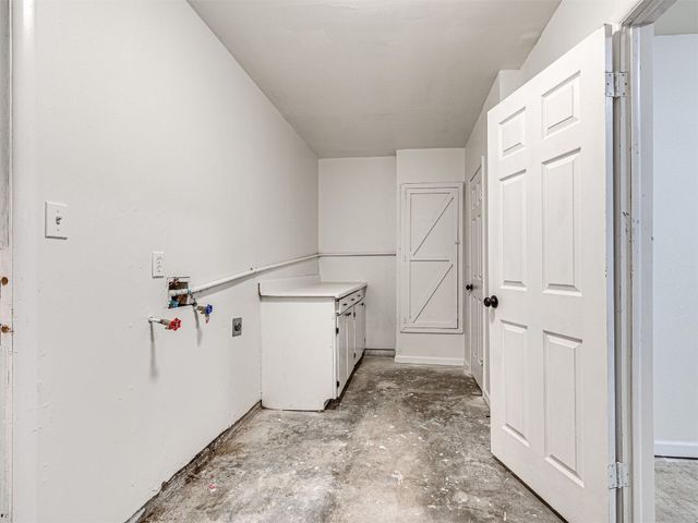 3402 Oakhurst Drive, Oklahoma City, OK 73110