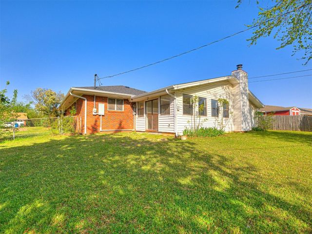 3402 Oakhurst Drive, Oklahoma City, OK 73110