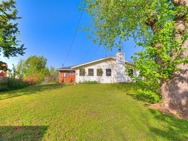 3402 Oakhurst Drive, Oklahoma City, OK 73110