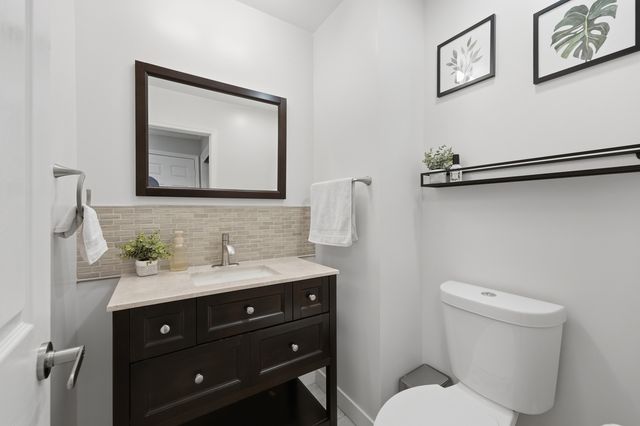 252 W Golfview Terrace, Palatine, IL 60067