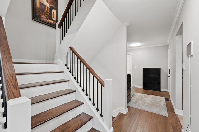 252 W Golfview Terrace, Palatine, IL 60067