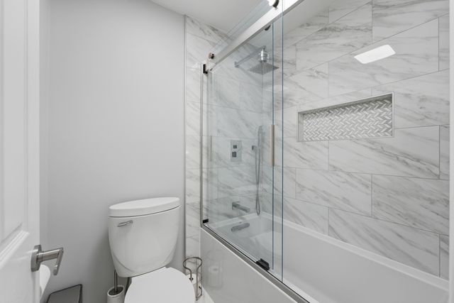 252 W Golfview Terrace, Palatine, IL 60067