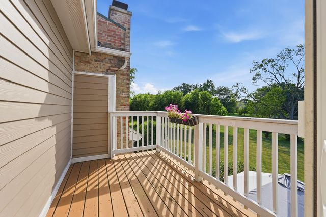 252 W Golfview Terrace, Palatine, IL 60067