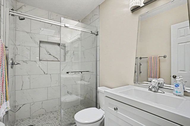 1465 Berkshire Ct., Surfside Beach, SC 29575