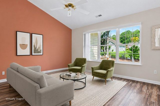 1465 Berkshire Ct., Surfside Beach, SC 29575