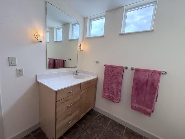 711 W 26th ST 700, Austin, TX 78705