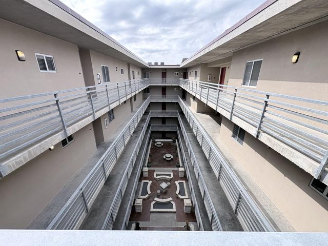 711 W 26th ST 700, Austin, TX 78705